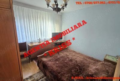 Apartament cu 3 camere decomandat în Găvana - 12