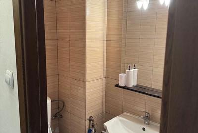 Apartament cu 3 camere decomandat în Central - 8