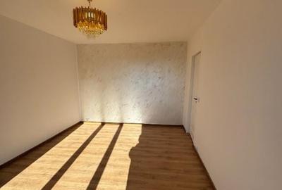 Vand apartament cu 3 camere decomandat - 7