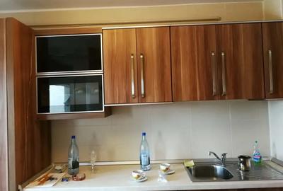 Apartament cu 4 camere decomandat în 1 Mai - 2