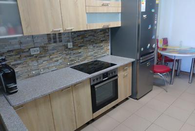 Apartament cu 2 camere decomandat în Nojorid - 2