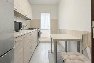 Apartament cu 2 camere decomandat în Calea București - 2