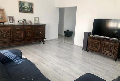 Casă cu 4 camere în Bucium - 5