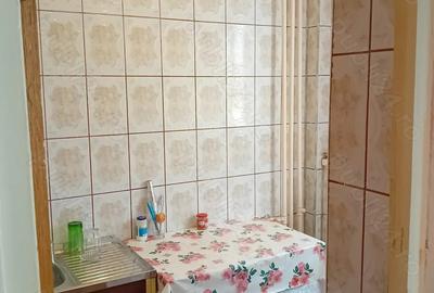 Garsonieră semidecomandată în Central