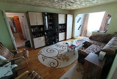 De vanzare apartament 2 camere Micro 5, Hunedoara complet mobilat ?i utilat - 1