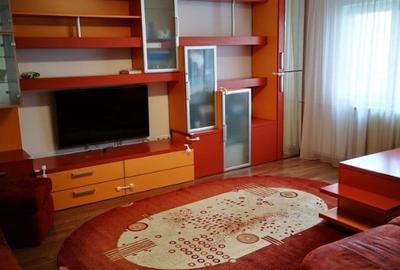 Apartament cu 3 camere decomandat în Octavian Goga - 2