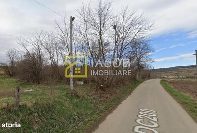 Teren de 3350 mp, în Strugari - 2