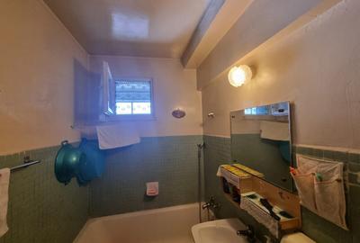 Apartament cu 2 camere semidecomandat în Titan