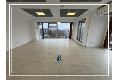 Birou, de 52 mp, în Central - 2