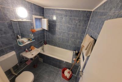 Proprietar inchiriez ap. 3cam 2bai decomandat 1980 6/10 renovat - 4