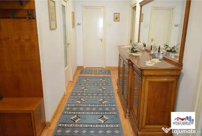Apartament cu 3 camere decomandat în Aleea Carpați - 4