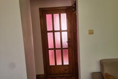 Apartament cu 4 camere decomandat în Cârăști - 3