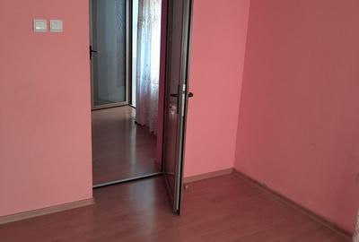 Stolniceni Prajescu vand casa - 2