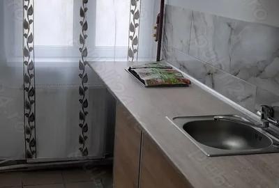 Vand apartament cu doua camere la parter - 6