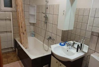 Apartament cu 3 camere decomandat în Aurel Vlaicu