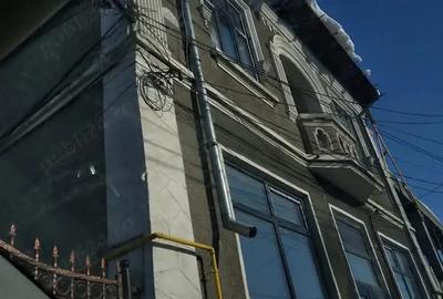 Inchiriez Cladire ( Spatiu Comercial si Casa de Locuit ) - 10