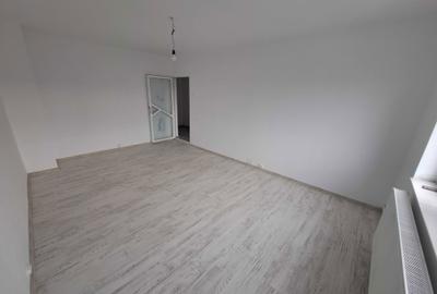 Apartament cu 2 camere decomandat în Inel II - 2