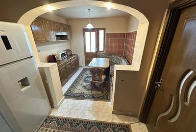 Apartament cu 2 camere decomandat în Central - 1