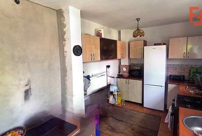 Casă individuală cu 5 camere cu Teren 885 Mp în Miniș - 10