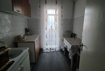 Apartament cu 3 camere decomandat în Central - 6