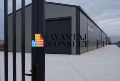 Spațiu comercial, de 560 mp, în Central - 7