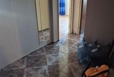 Apartament cu 3 camere semidecomandat în Giulești - 9