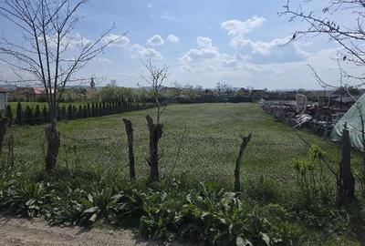 Teren de 1424 mp, în Hădăreni - 4
