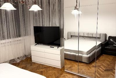Apartament cu 3 camere decomandat în Dacia - 10