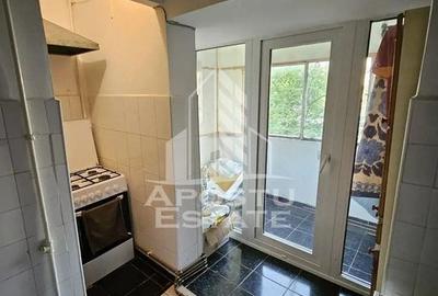 Apartament cu 2 camere, decomandat, etajul 1, centrala proprie, - 4