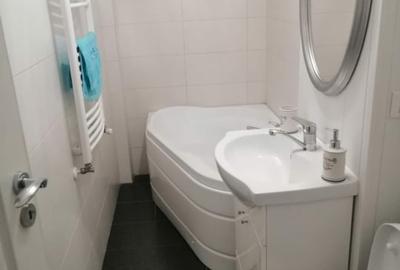 Apartament de vanare ,Bd Independentei , 2 camere ,etaj 2 din 3 - 6