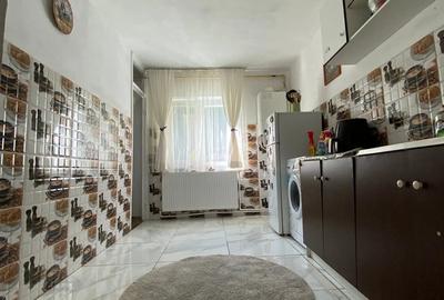 Vand apartament 2 camere - 5