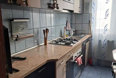 Apartament cu 2 camere semidecomandat în Orșova - 3