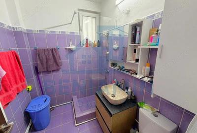 Apartament cu 3 camere semidecomandat în Calea București - 6