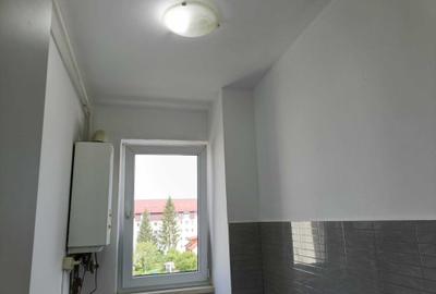 Apartament 2 camere liber la vanzare zona Florilor - 5