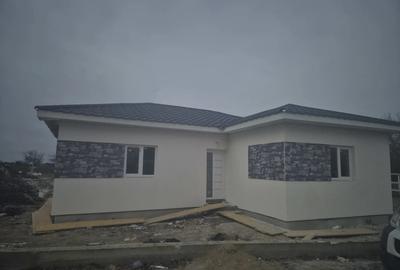 Vand casa p 90 mp teren 400 mp Loc Madaras - 3