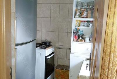 Vand apartament 2 camere - 1