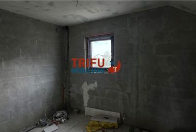 Casă cu 5 camere cu Teren 320 Mp în Micești - 8