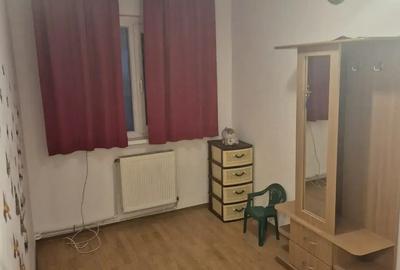 Apartament 3 camere de vanzare , Etaj 2 Bal?, str. Nicolae Balcescu nr. 177 - 2