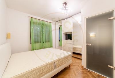 Vila zona Expo Parc - 2 apartamente, curte comuna - 12