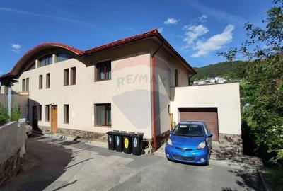 Duplex cu 7 camere cu Teren 644 Mp în Florești - 2
