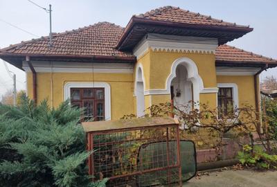 Casă cu 4 camere în Central - 6