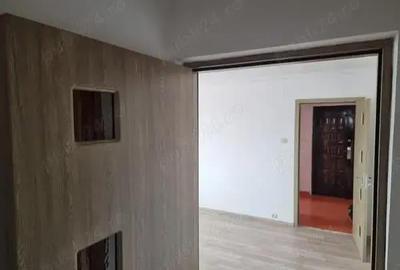 A 43 Proprietarul vinde apartament 3 camere ,luminos , Cascada Bacau - 3