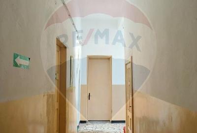 Spațiu comercial multifuncțional Măcin, județul Tulcea - 9