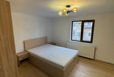 Casă cu 4 camere cu Canalizare în Central - 11