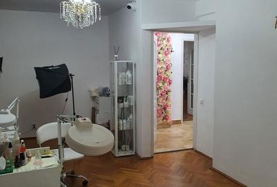 Spațiu comercial, de 98 mp, în Decebal - 11