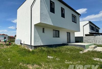 Casa individuala 4 camere | COMISION 0% | Toate utilitatile | Domnesti
