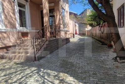 Casă cu 4 camere cu Teren 580 Mp în Rudului - 1