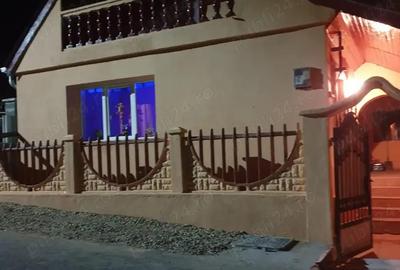 Casă cu 2 camere în Central - 6