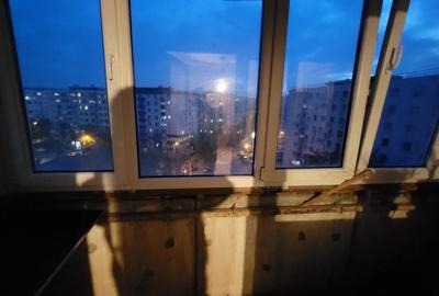 Dristor -3camere centrala proprie- decomandat -bloc 1984 - 4