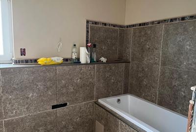 Duplex cu 4 camere cu Teren 400 Mp în Cornești - 5